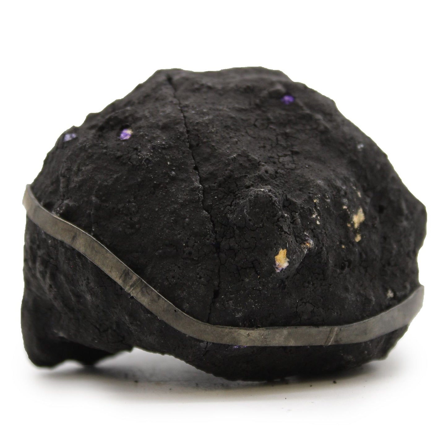 Géodes de calcite colorées - Roche noire - Violet